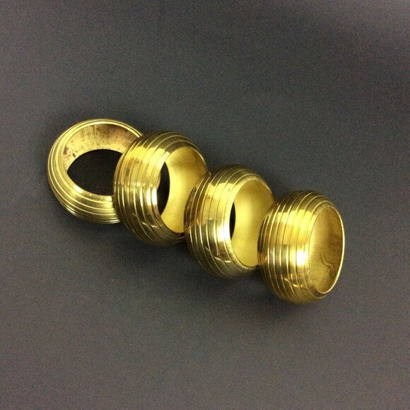 Solid Brass Napkin Ring Set of 4 Round Fluted Ribbed Holders Table Decor - Picture 6 of 6